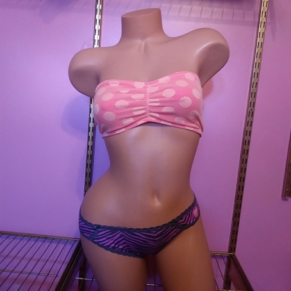 2 VS PINK Bandeaus NWT Medium - Picture 2 of 4
